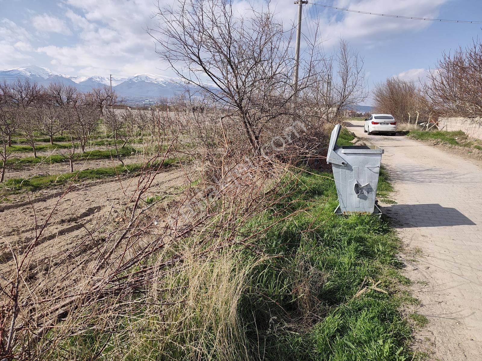 Sazlıca Yukarı Mah. 656 M2 Müthiş Bir Arsa Cm Emlaktan - Görsel 9