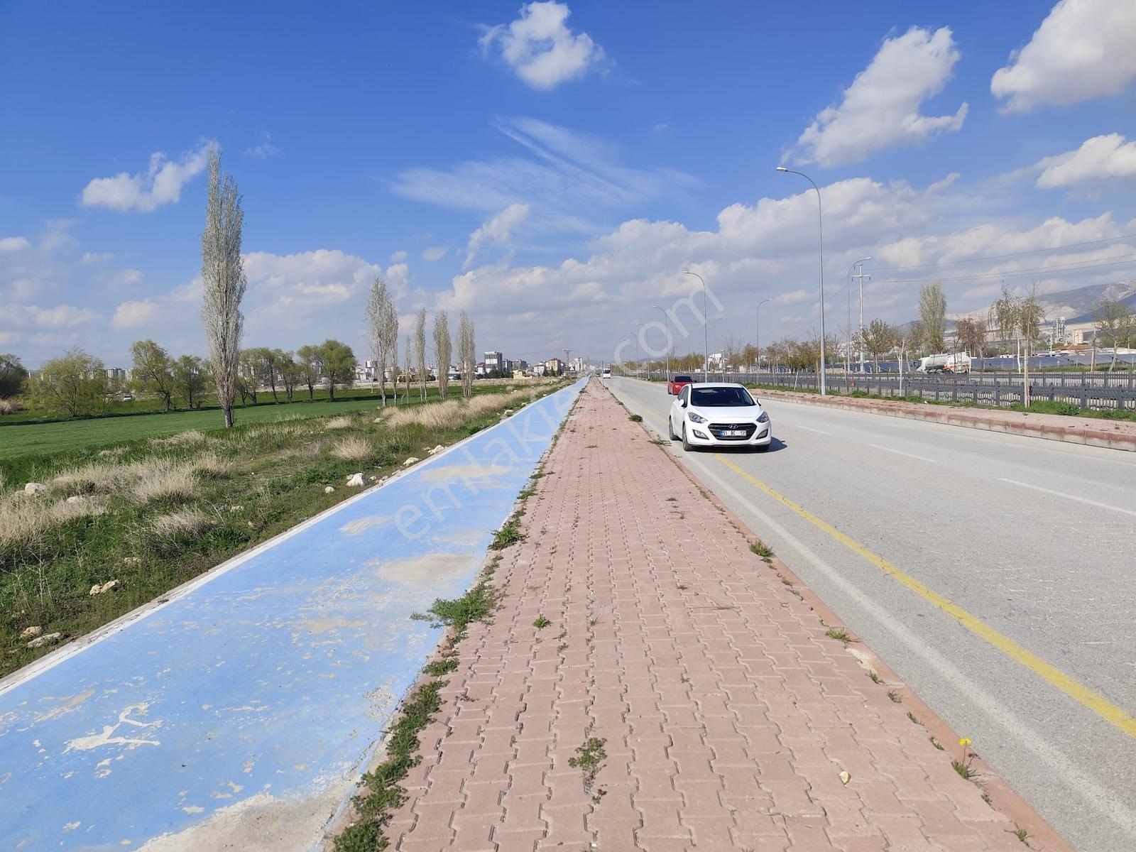 Cm Emlak Selçuk Mah Mükemmel Konumda 1336 M2 Arazi - Görsel 6