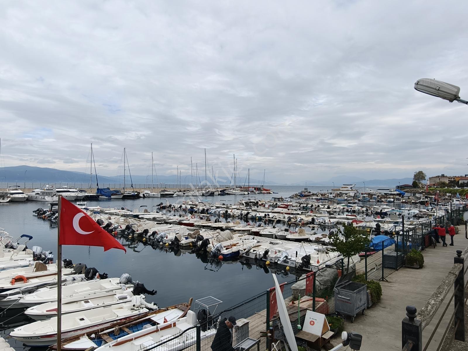 Mudanya Halitpaşa Da Deniz Manzaralı 3+1 Eşyalı Kiralık Daire - Görsel 24