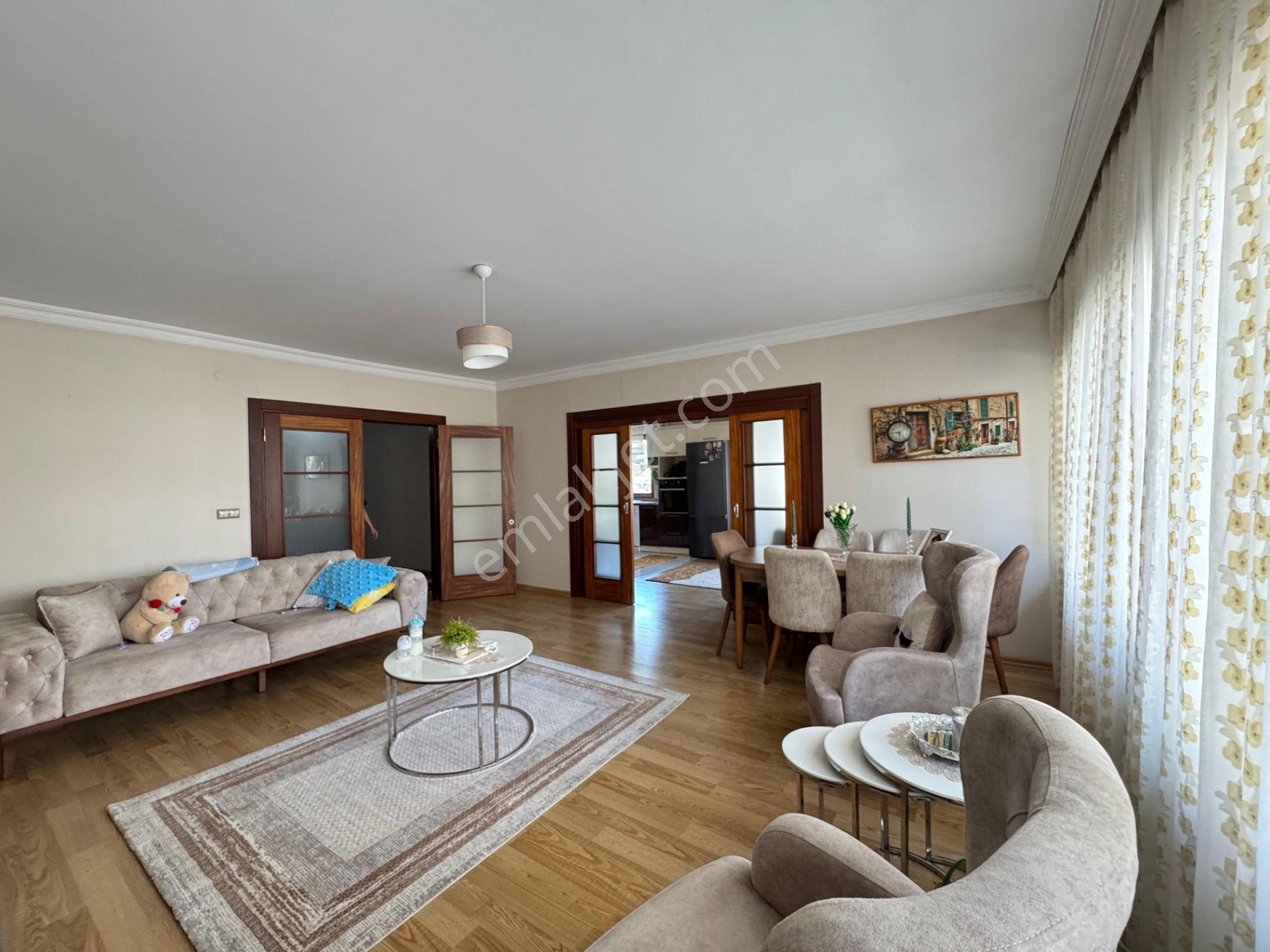 Trabzon Çukurçayır Vadikent Sitesinde 4+1 Satılık Daire - Görsel 16