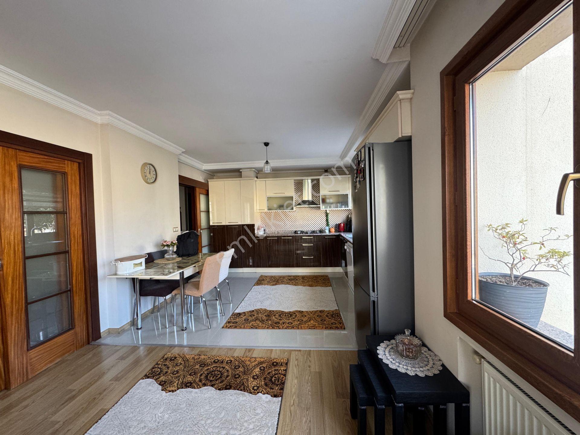 Trabzon Çukurçayır Vadikent Sitesinde 4+1 Satılık Daire - Görsel 8