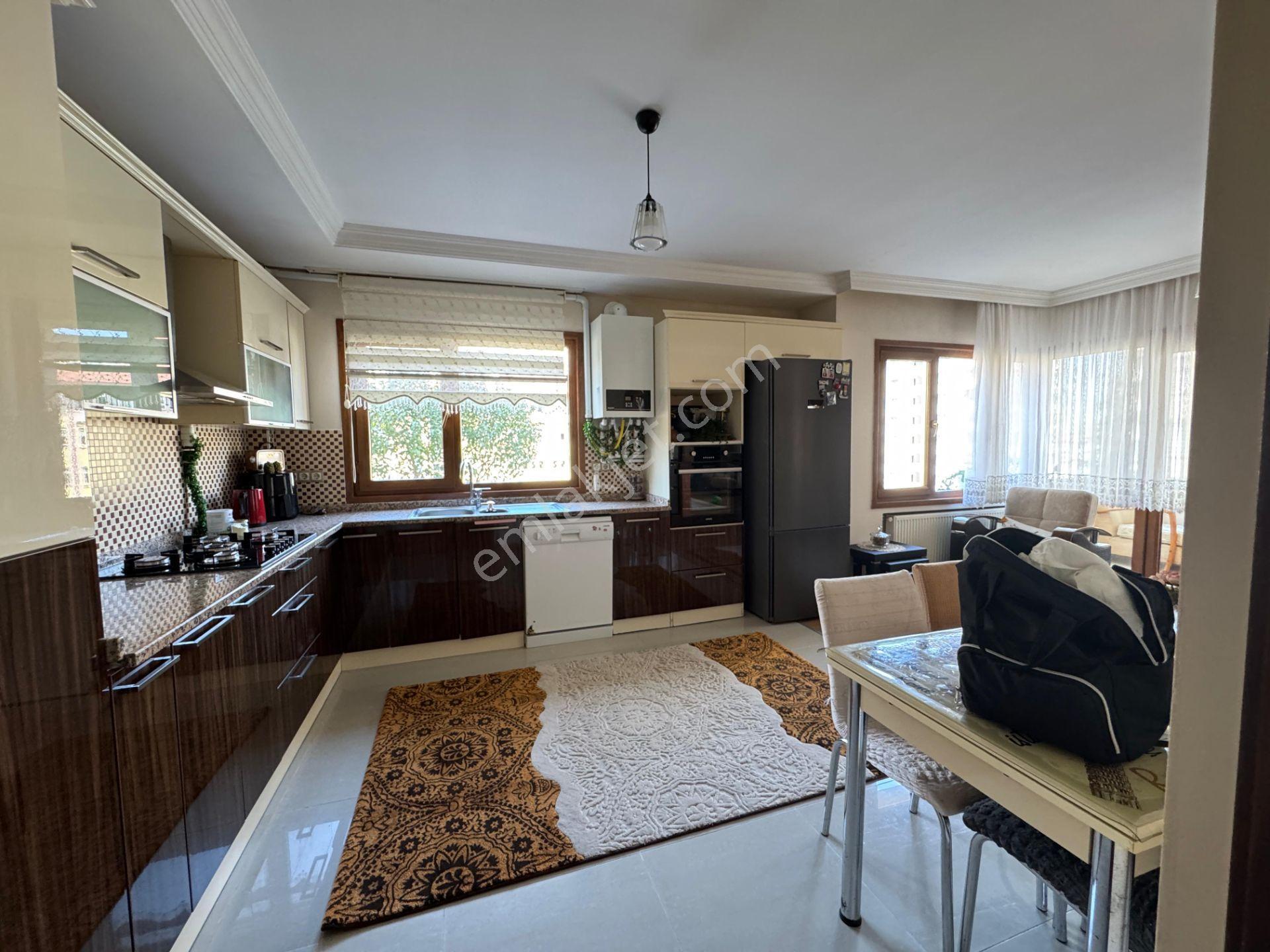 Trabzon Çukurçayır Vadikent Sitesinde 4+1 Satılık Daire - Görsel 10