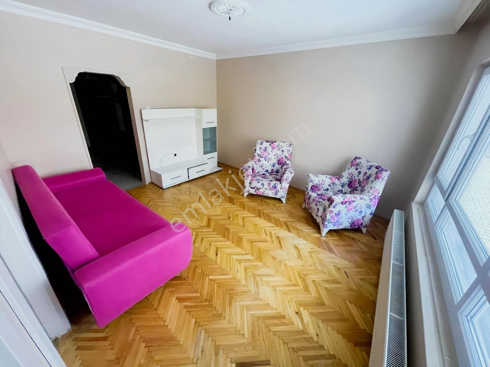 Vatan'da Anavatan Cadde Üzeri 3+1 Giriş Kat Temiz Kiralık Daire - Görsel 3