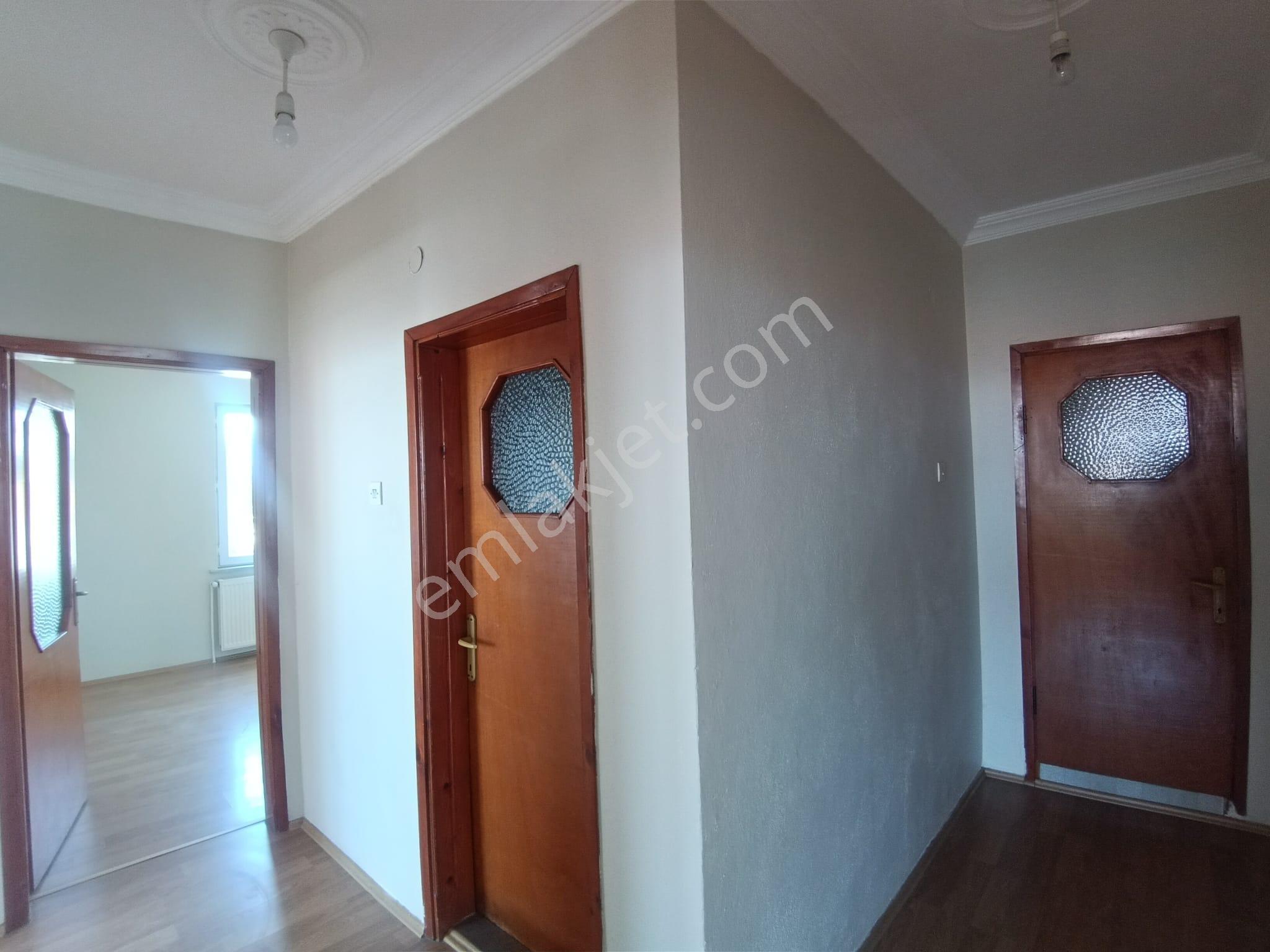 Tekirdağ Süleymanpaşa Vatan Mahallesi’nde Ana Yola Yakın, Ulaşımı Kolay 2+1 Kiralık Daire - Görsel 6