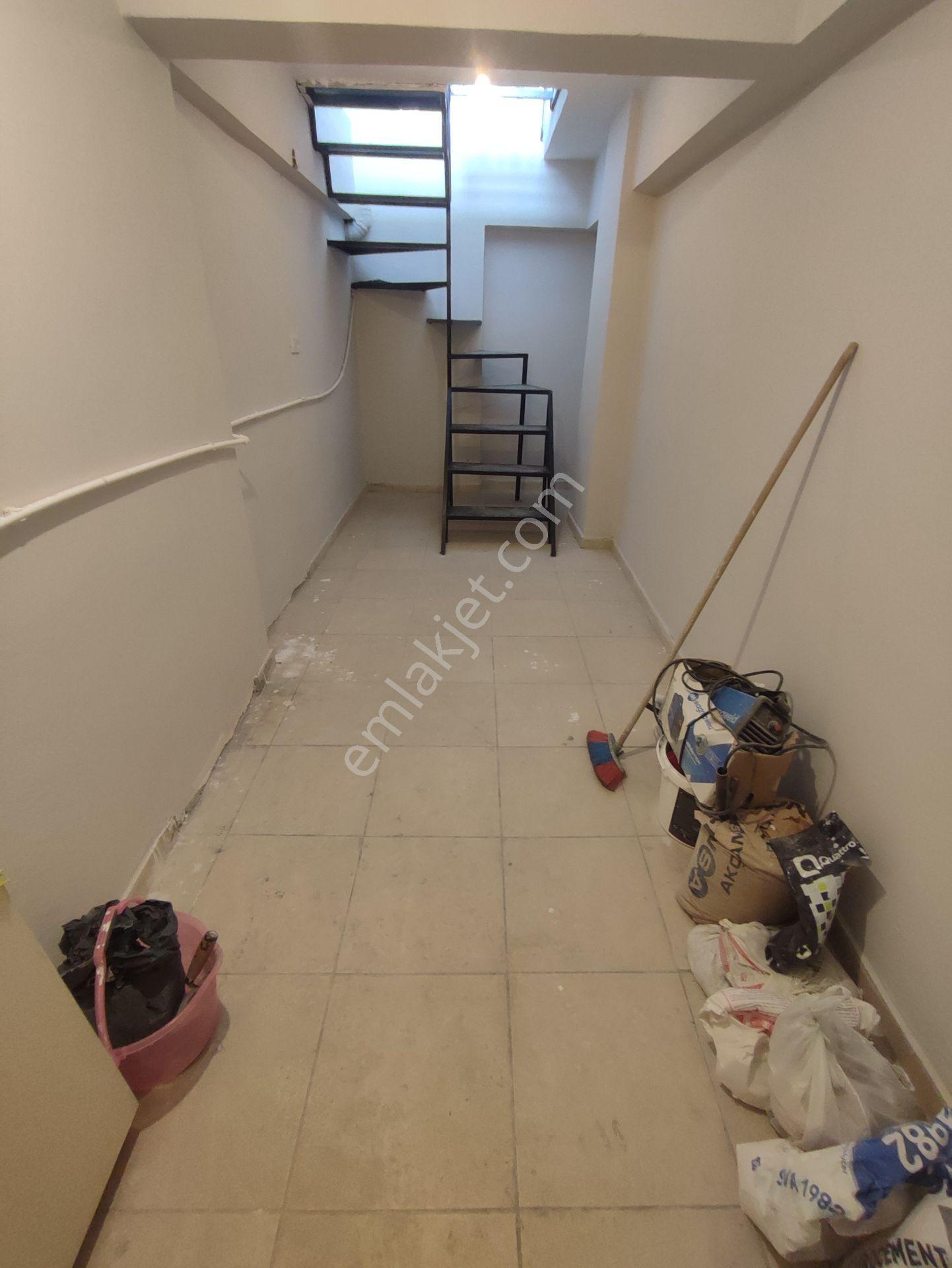 Balcıoğlundan Kartaltepe Mah. Aeg Otobüs Durağı Önünde Satılık 24 M2 Depolu Dükkan - Görsel 13