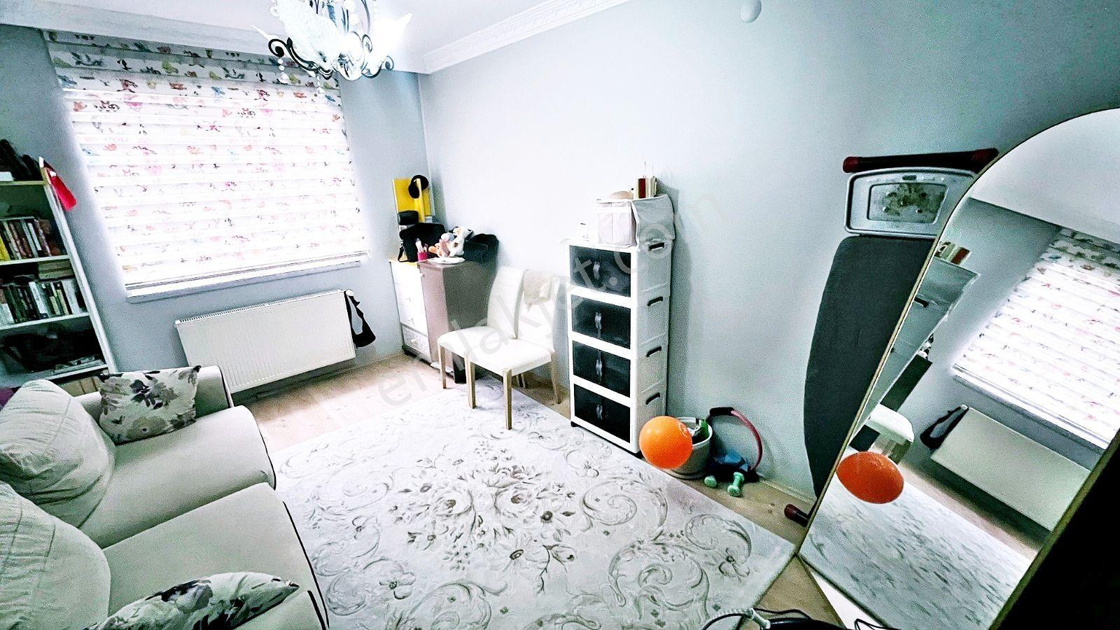 Şentepe Aydan Cadde Üzerinde Katta Acil 3+1 Satılık Daire - Görsel 26