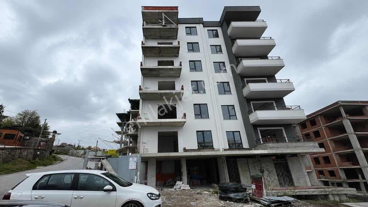 Bostancıda Satılık 2+1 Daire