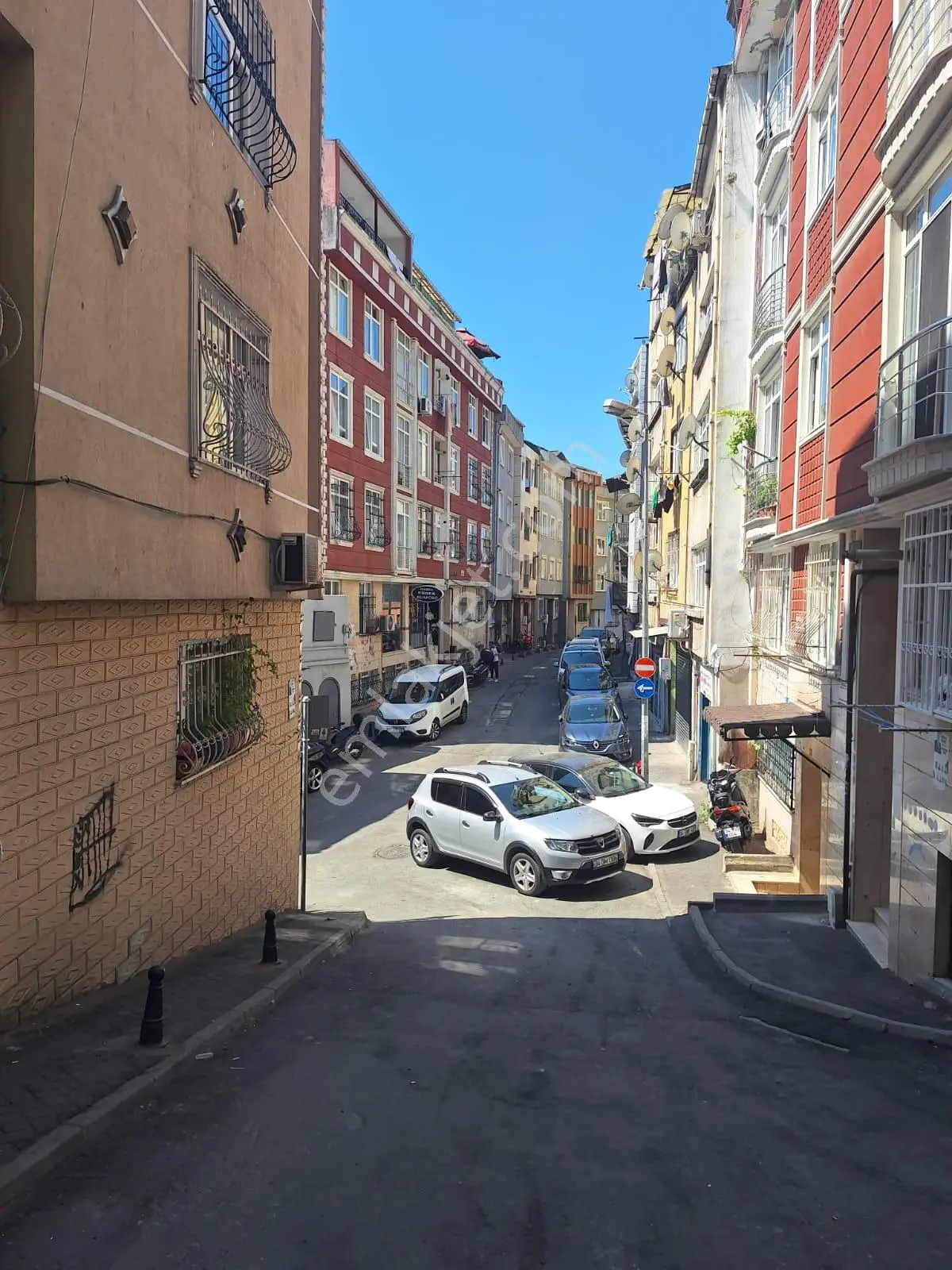 Altın Emlak Vatan'dan Beyoğlu Teşrifatçı Sokakta 100 Metrekarelik Dükkan - Görsel 5