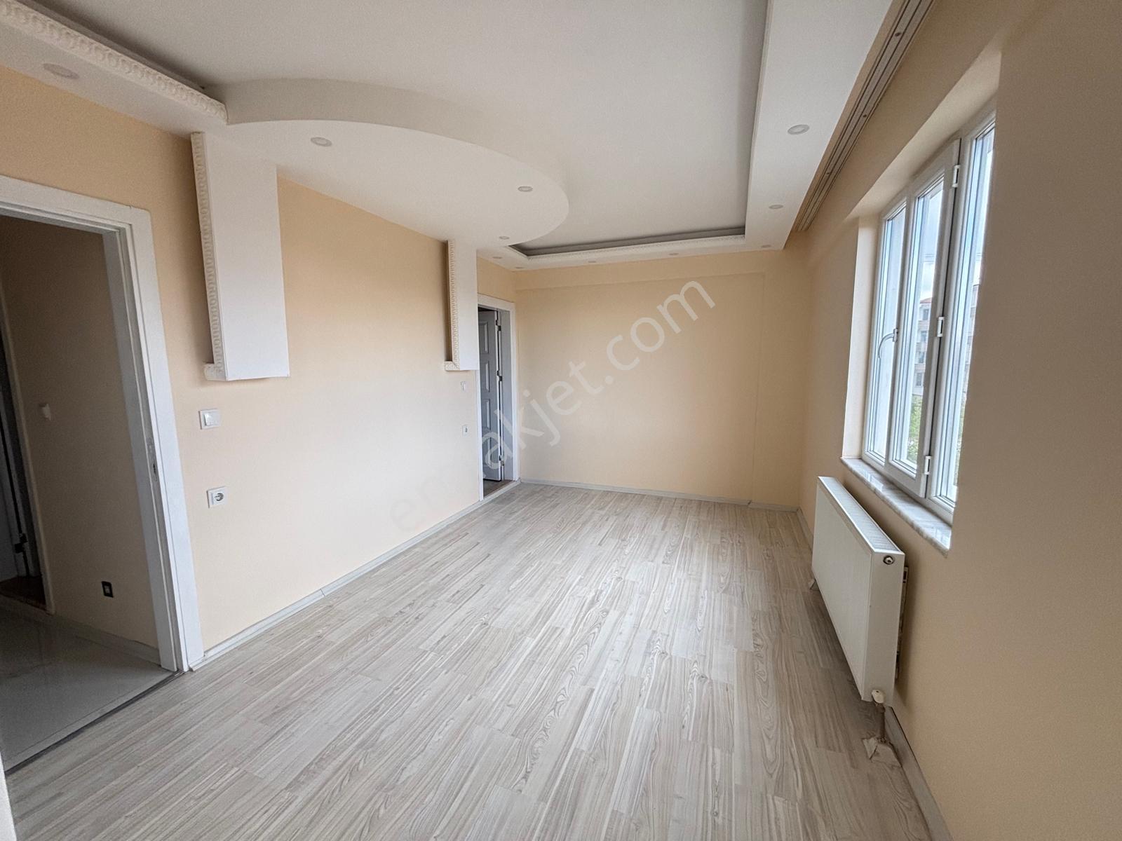 Yaman'dan İhsaniye Mahallesi Site İçi 2+1 Kiralık Daire - Görsel 8