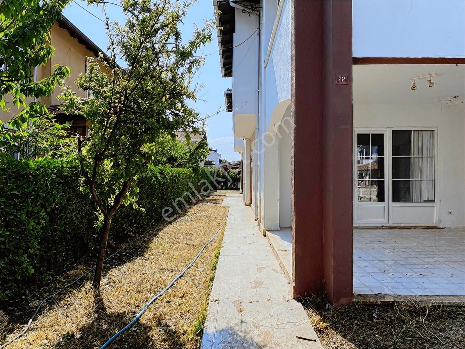 Silivri Altınorak'ta Kasım Ayına Kadar Kiralık 4+1 Yazlık Villa - Görsel 8