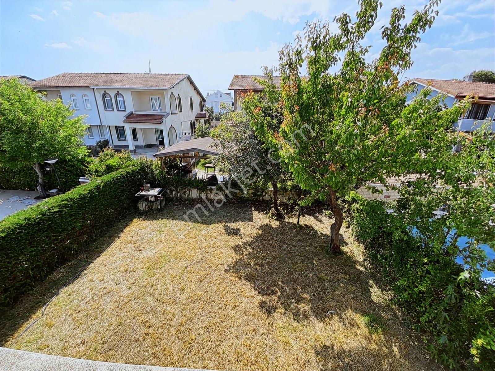 Silivri Altınorak'ta Kasım Ayına Kadar Kiralık 4+1 Yazlık Villa - Görsel 23
