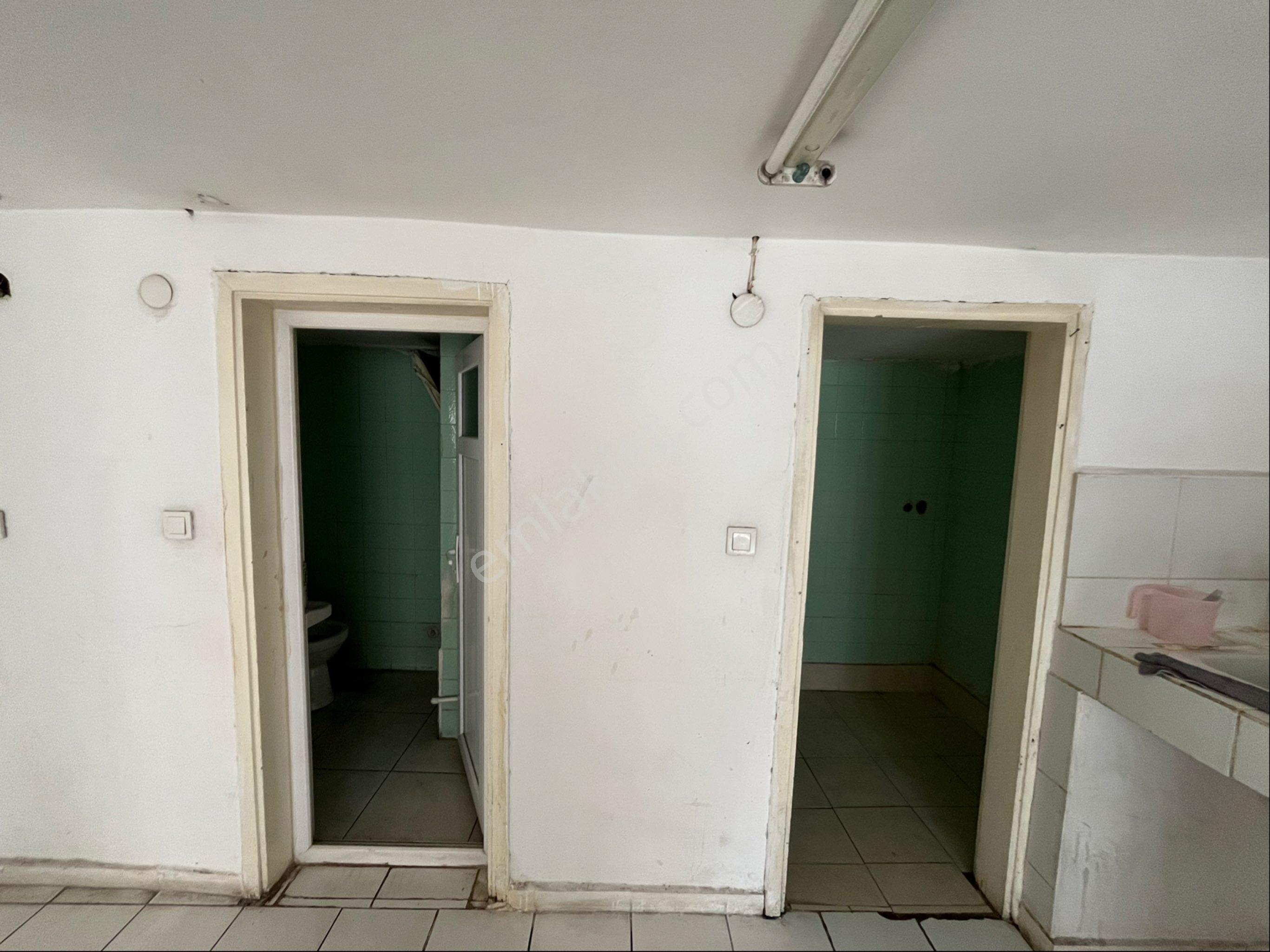 Muratpaşa Merkezde Vatan Bulv. Caddesi Üstü Kiralık Dükkan - Görsel 11
