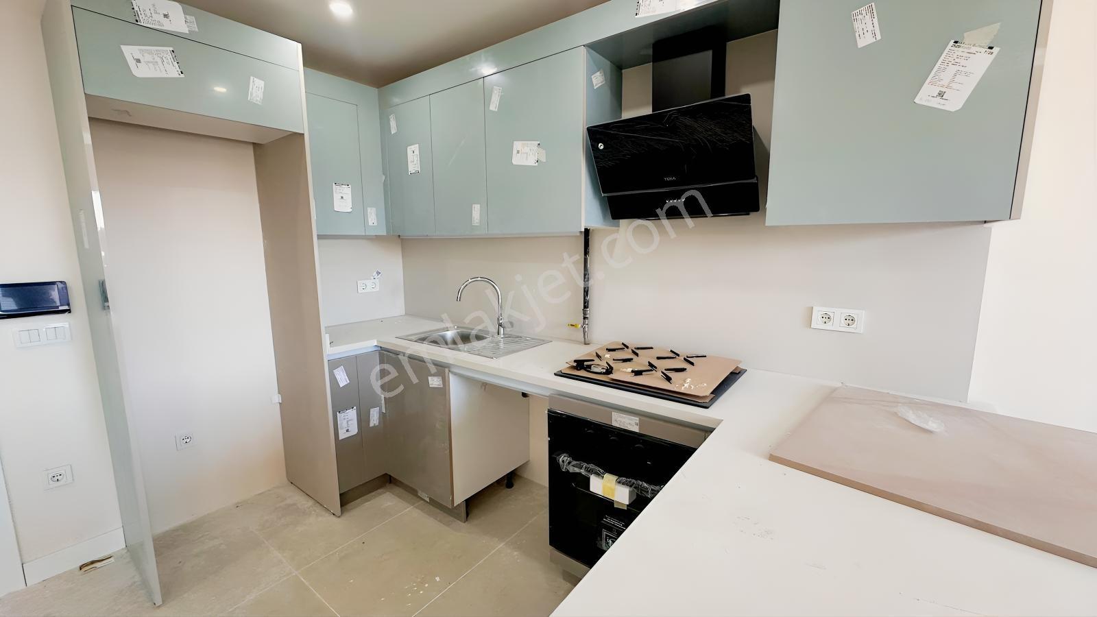 Zeytinburnu Veliefendi Mega Gardenpark'ta 1+1 Satılık Daire - Görsel 18