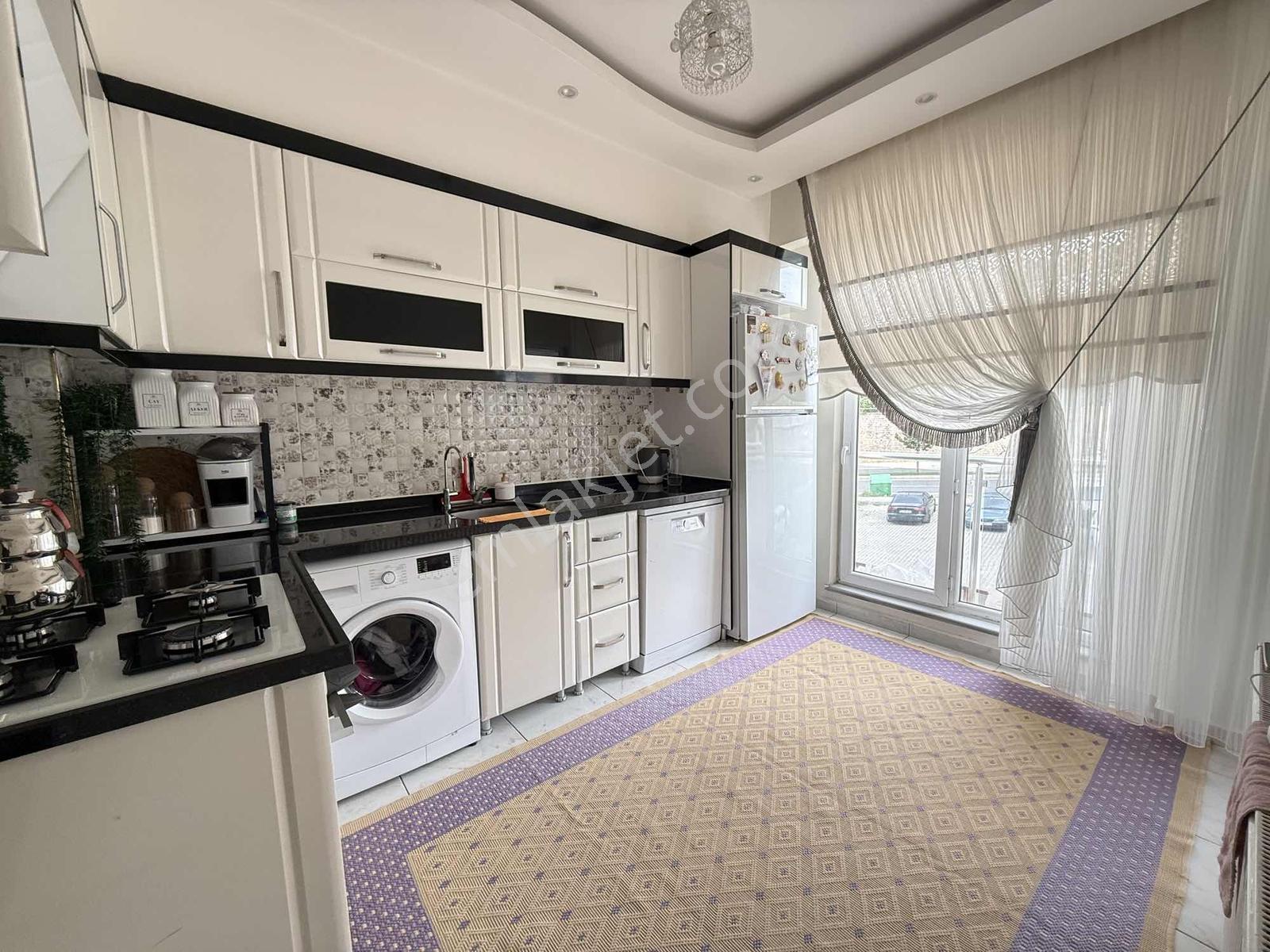 Çetin Gayrimenkulden Tatlı Park & Polis Noktası Civarı 3+1 Daire - Görsel 4