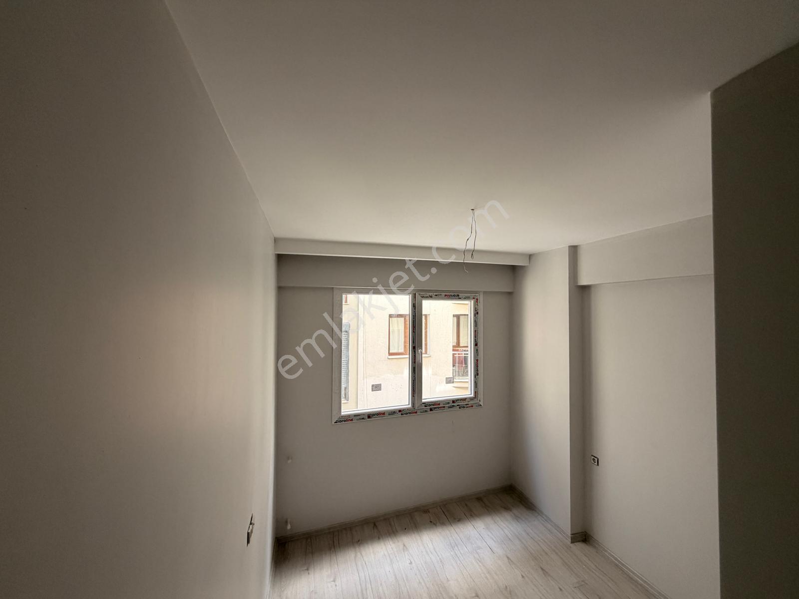 Acilll Konak Zafertepe Mah.de İzmirpark Avm Yakını 2+1 80m2 Ayrı Mutfak Arakat Asansörlü Sıfır Daire - Görsel 8