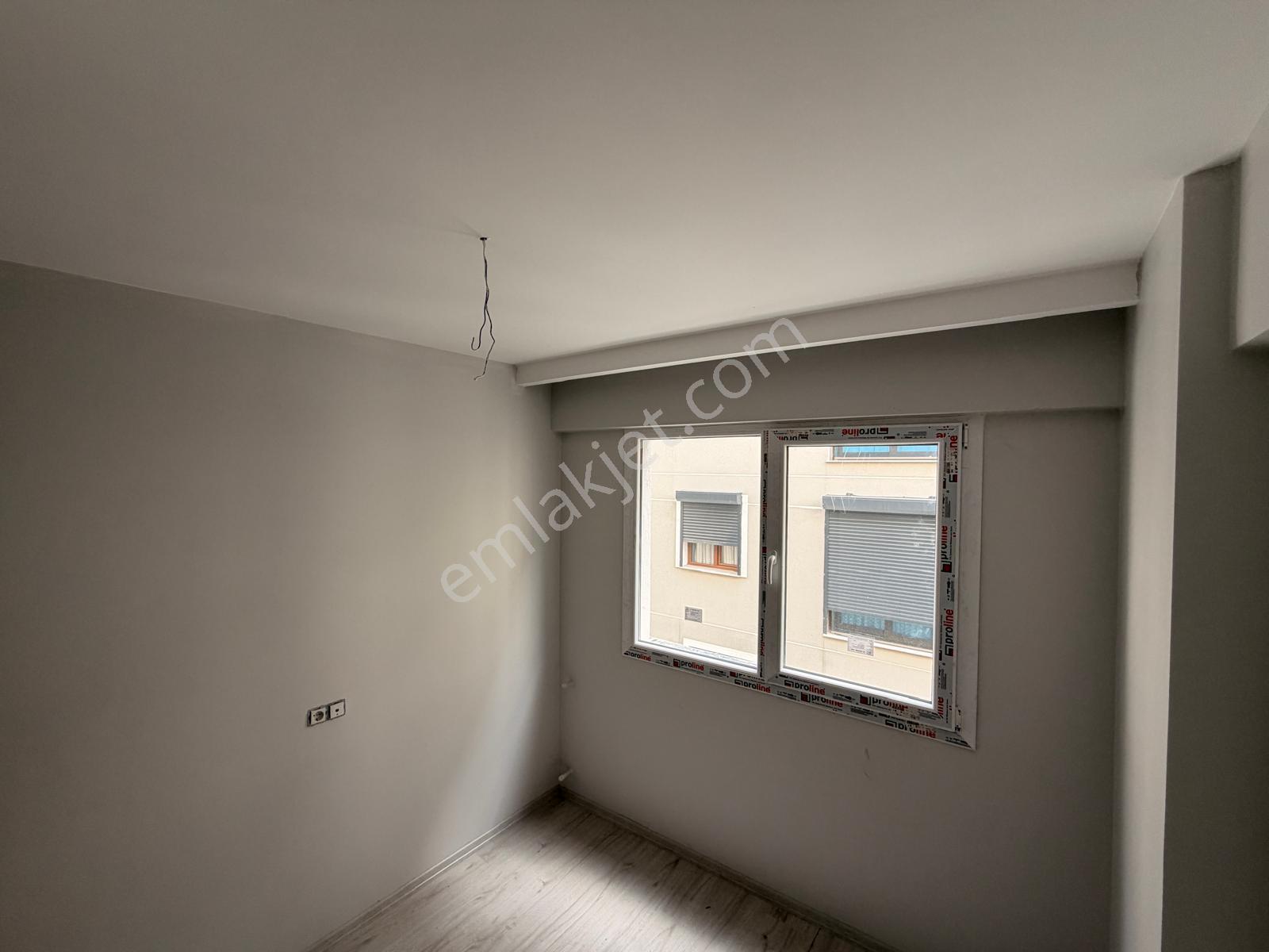 Acilll Konak Zafertepe Mah.de İzmirpark Avm Yakını 2+1 80m2 Ayrı Mutfak Arakat Asansörlü Sıfır Daire - Görsel 6