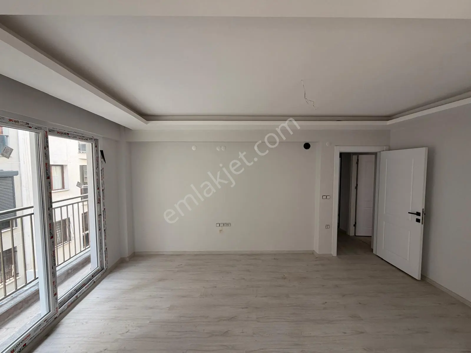 Acilll Konak Zafertepe Mah.de İzmirpark Avm Yakını 2+1 80m2 Ayrı Mutfak Arakat Asansörlü Sıfır Daire - Görsel 3