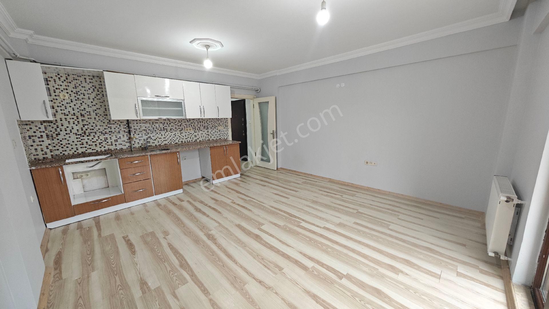 Sakarya Erenler Satılık Daıre 3+1 Remax Ay Burak Şahin - Görsel 14