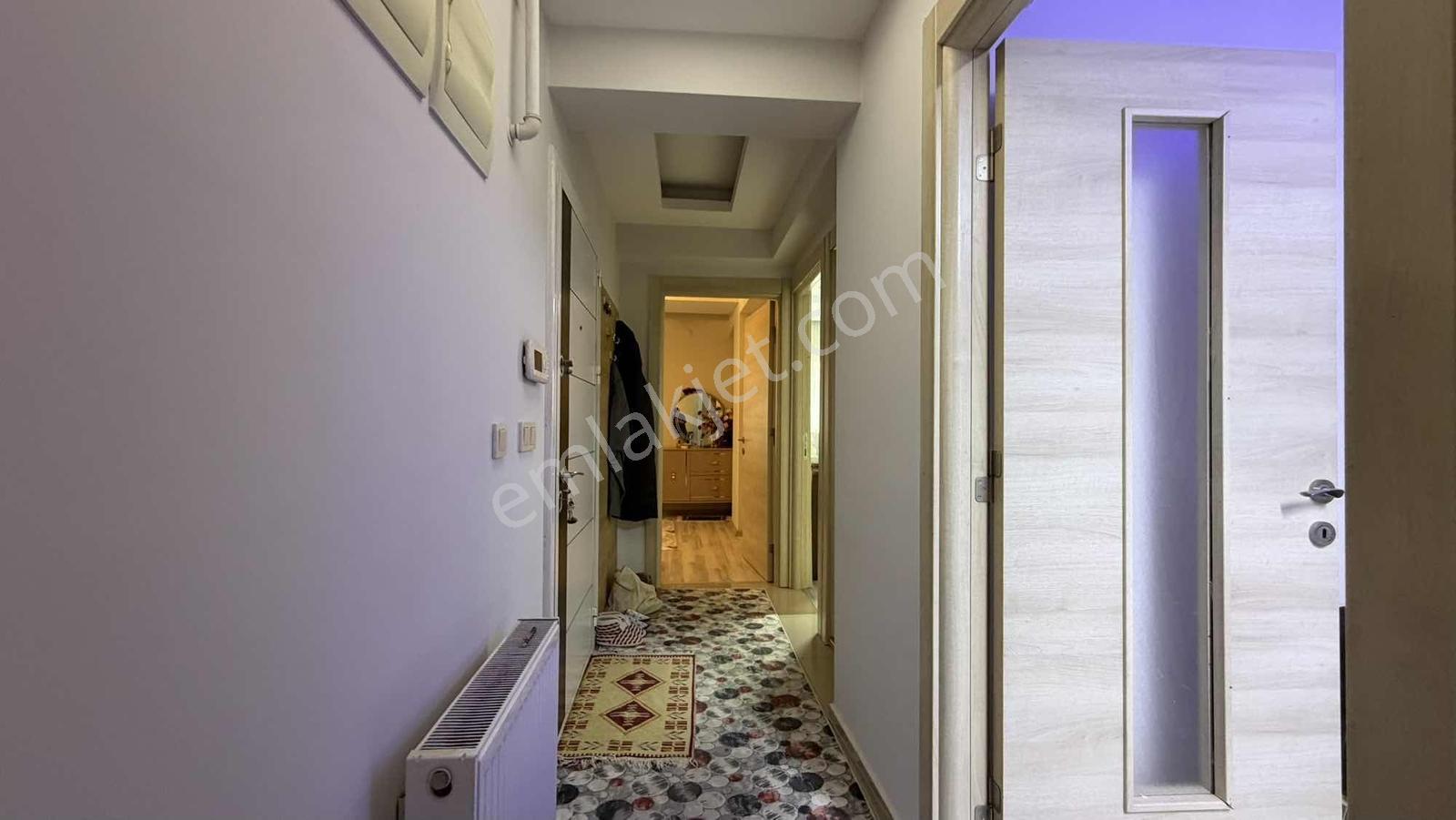 Karşıyaka Şemiklerde Satılık Daire 2+1 Kapalı Mutfak Geniş 85 Mt - Görsel 18