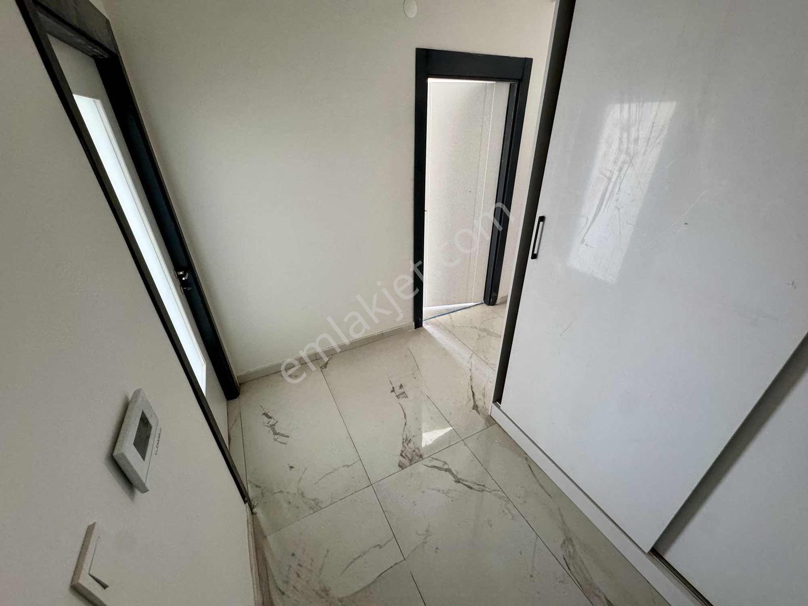 Finike Hasyurt Sahilde 2+1 Satılık Ferah Daire - Görsel 8
