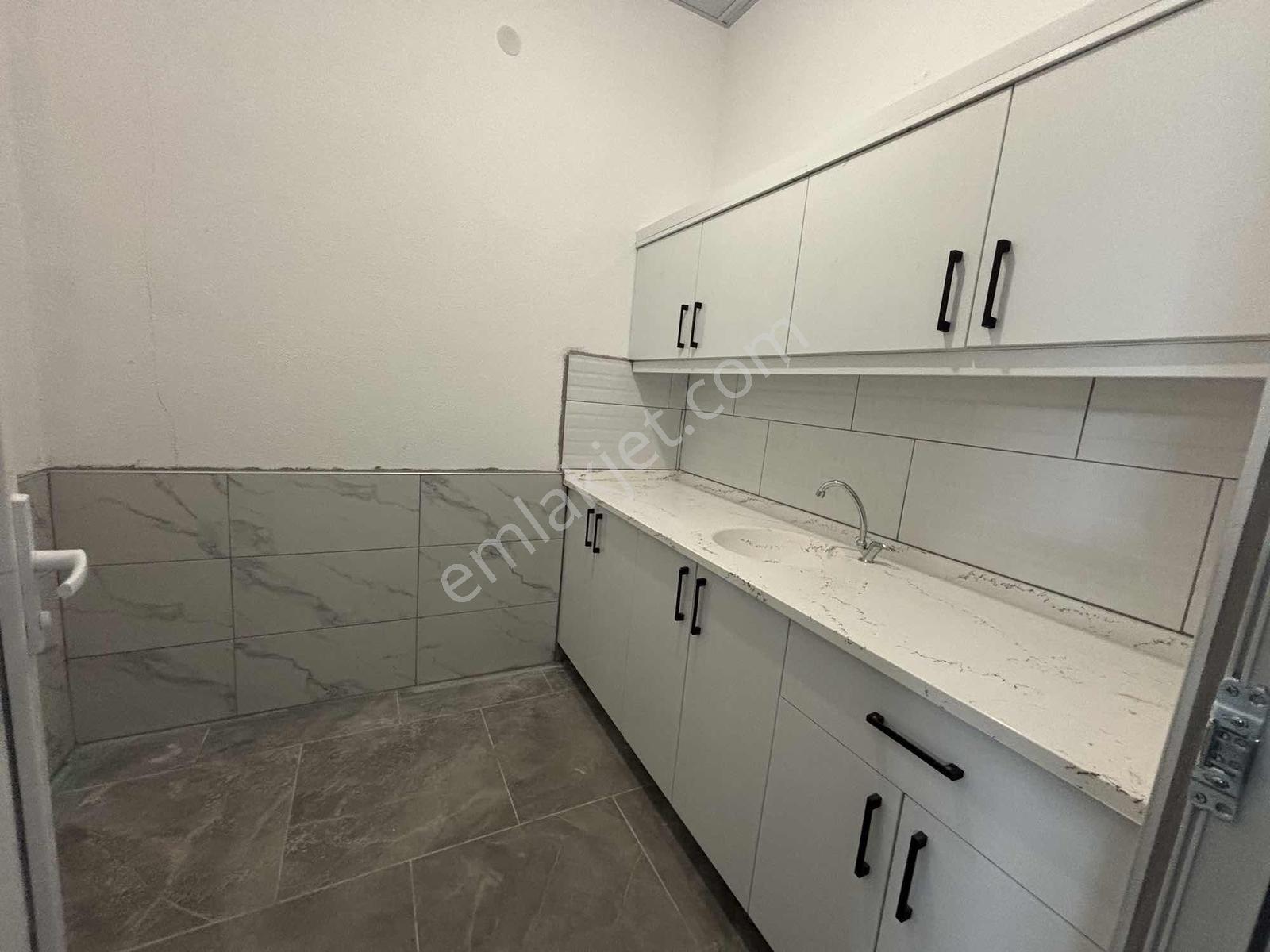 Ayşe Emlak'tan Cumhuriyet Mahellesinde Satılık 205m2 Dükkan - Görsel 8