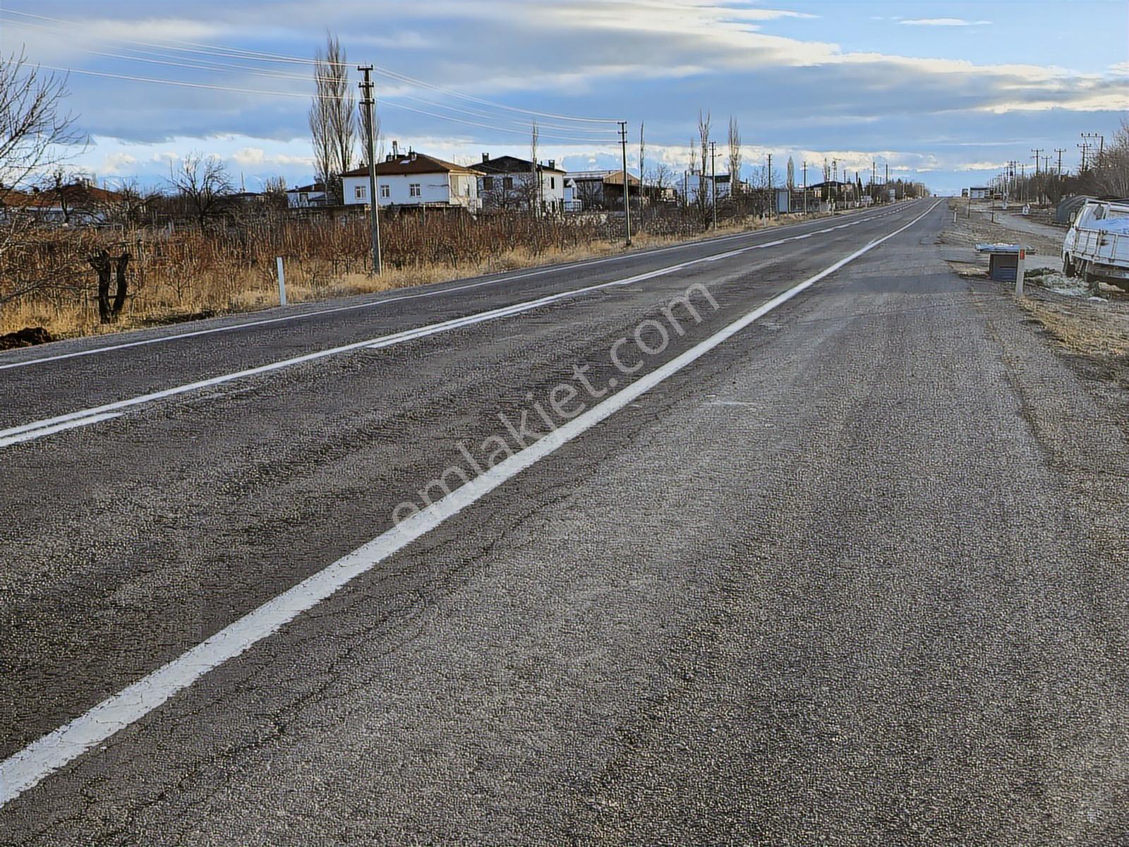 Sazlıca Yeni Mah. Anayola Sıfır 3 Cephe Yol 1090 M2 Satılık Arsa - Görsel 11
