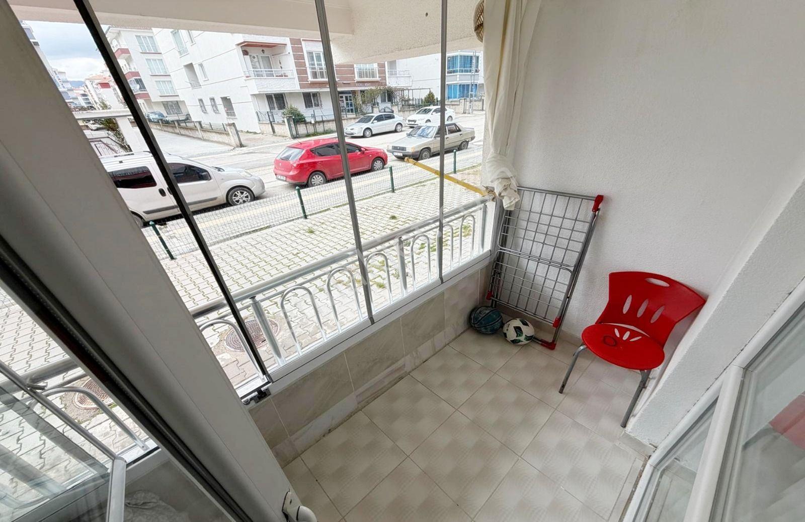 Yıldız'dan 29 Ekim Mah'de Geniş M2 Kuruş Masrafsız Satılık 3+1 !!! - Görsel 10
