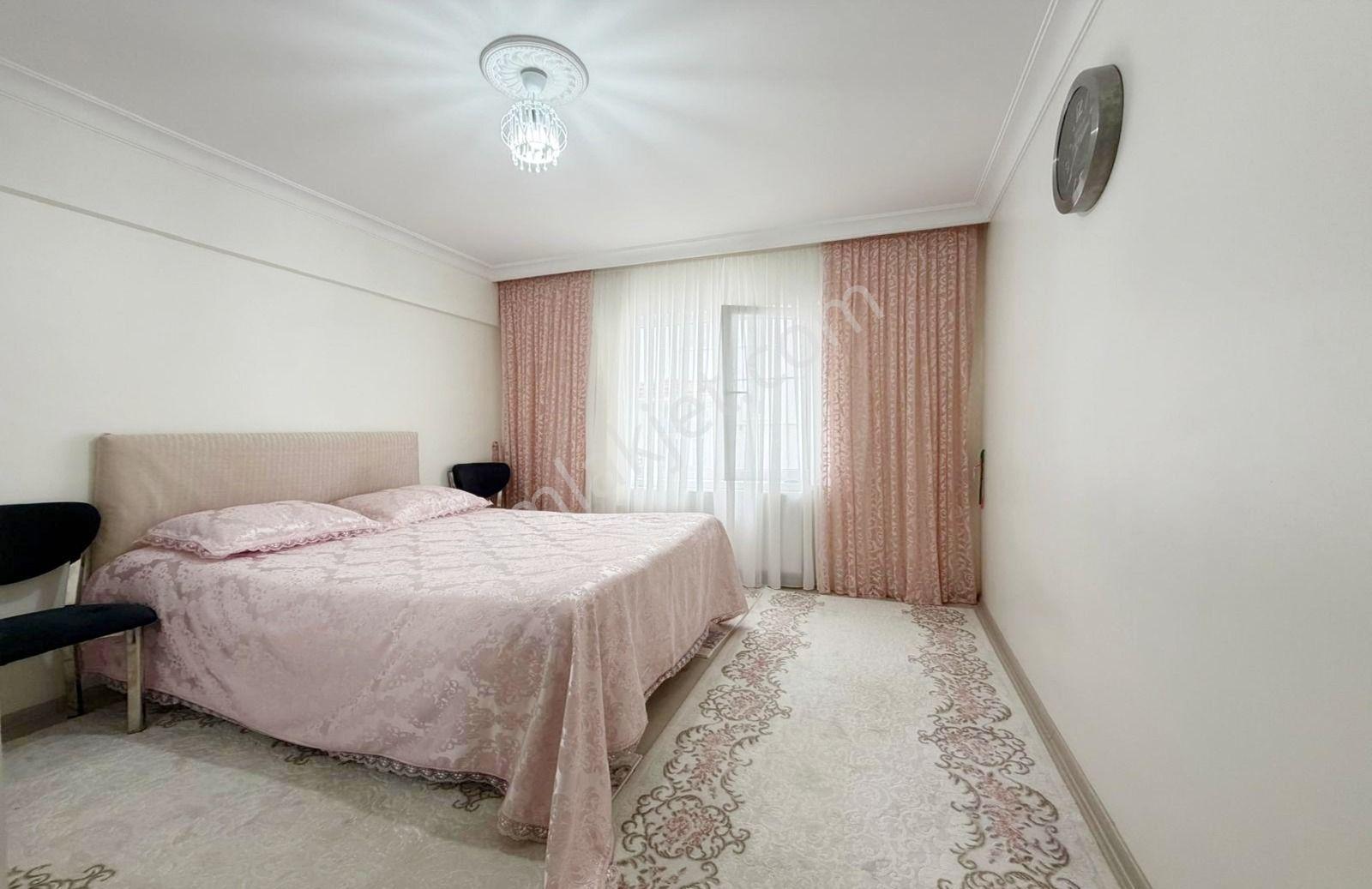 Yıldız'dan 29 Ekim Mah'de Geniş M2 Kuruş Masrafsız Satılık 3+1 !!! - Görsel 28