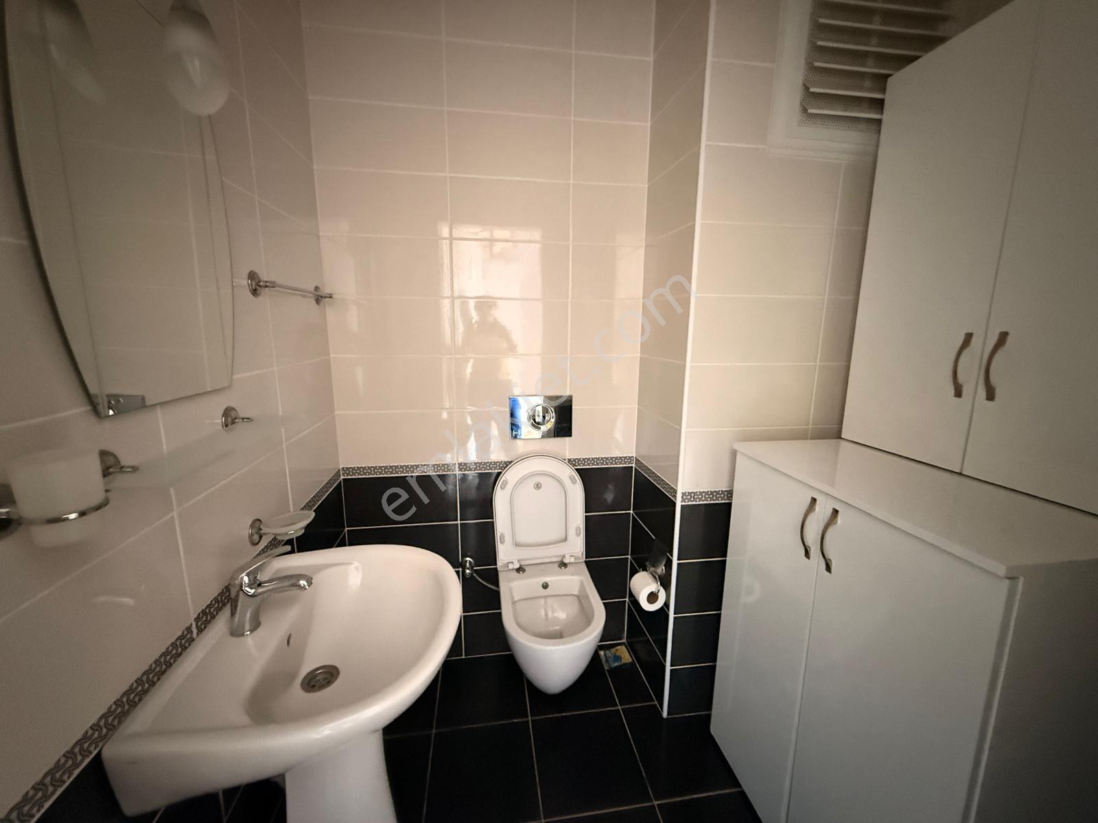 Stop’tan Foça Yerguzlar Caddesi Üzeri Kiralık İşyeri - Görsel 21