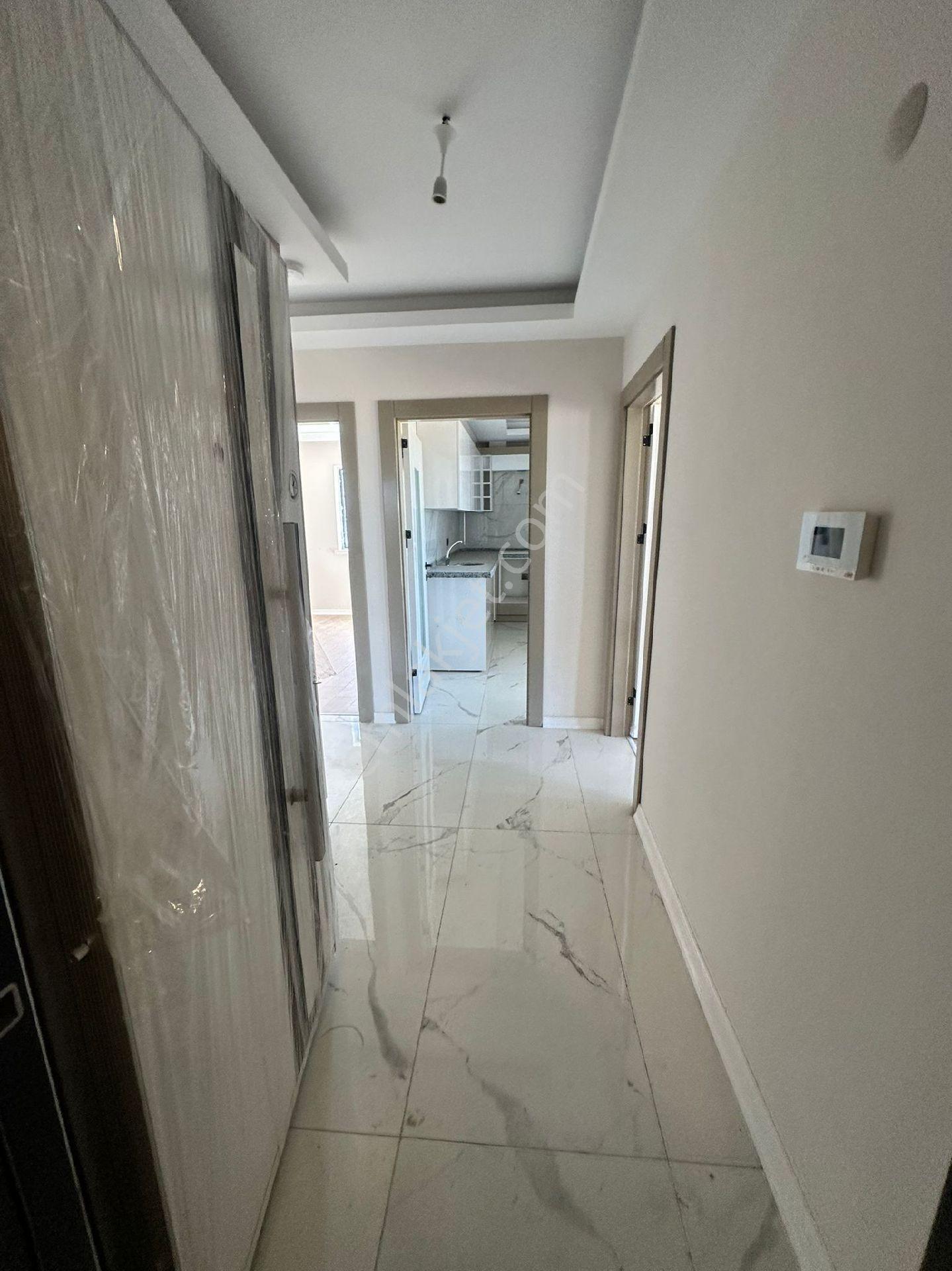 Yenikent'te Satılık 3+1 Ebeveyn Banyolu Daire - Görsel 18