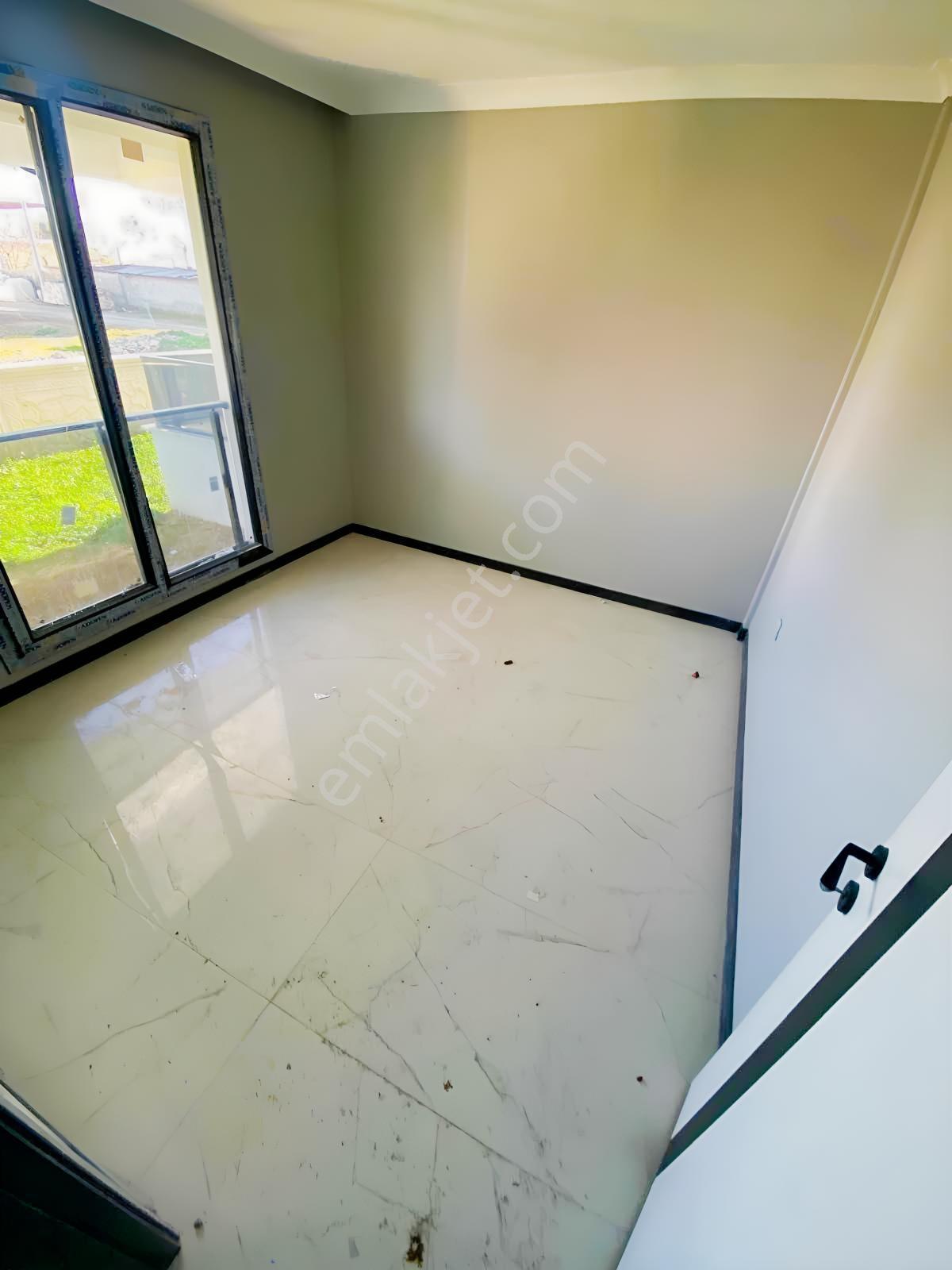 Prestijden Gömeç Kemalpaşada Akıllı Sistem 1+1 Daire - Görsel 15