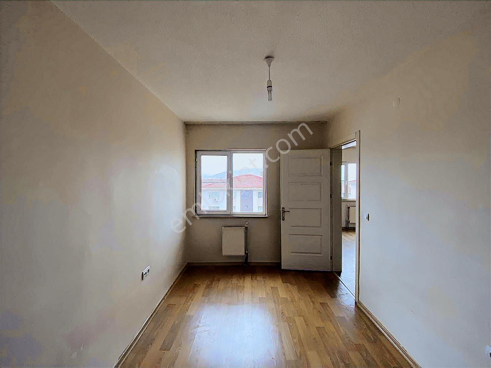 Ümit Emlak|çaydaçıra Kiralık 2+1 Ara Kat Merkezi Daire - Görsel 5
