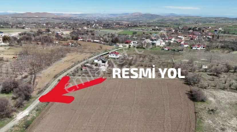 Ümit Emlak| Yolçatıda 731m2 Bahçe Ve Yatırıma Uygun Parseller! - Görsel 11