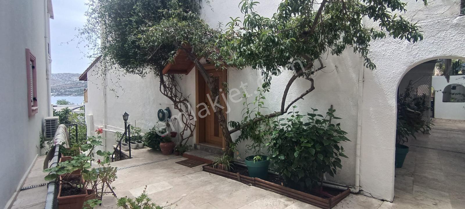 Altın Emlaktan Bodrum Gündoğanda Site İçersinde Müstakil Villa - Görsel 14