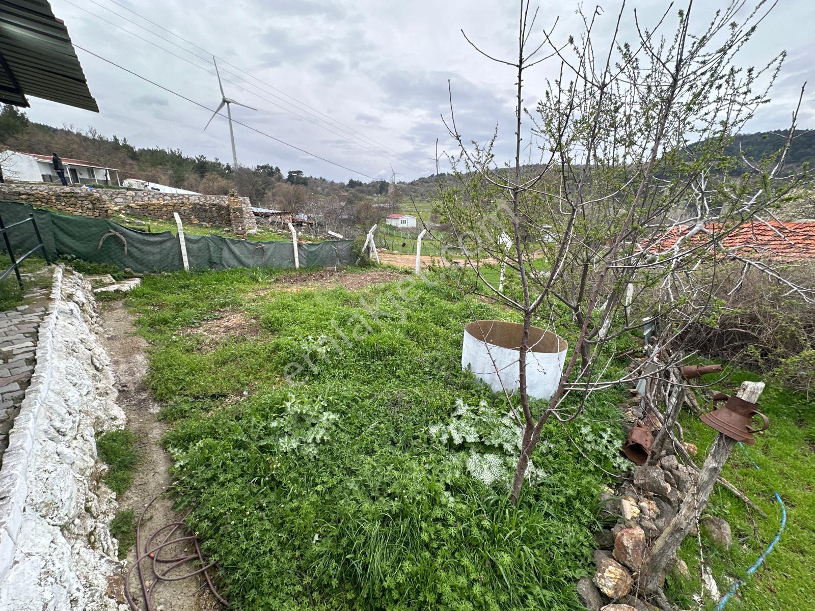 Akmandan 170 M2 Arsa, Elektrik+su+bahçe+konteynır Ev - Görsel 8