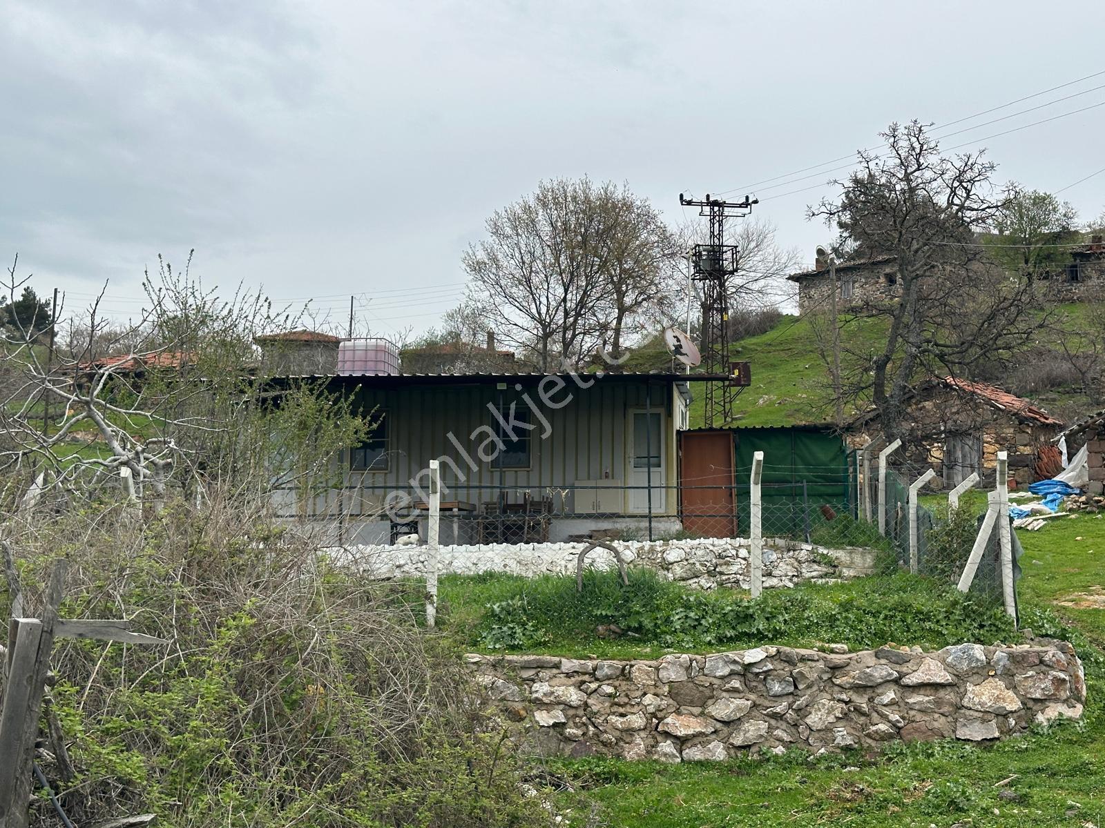 Akmandan 170 M2 Arsa, Elektrik+su+bahçe+konteynır Ev - Görsel 24