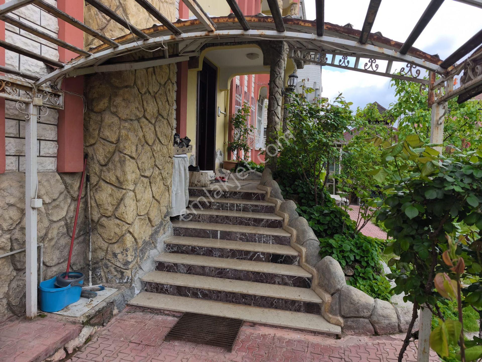Almayan Pişman Olacak Satılık 440 M2 Arsa Ve Tripleks Lüks Villa - Görsel 12