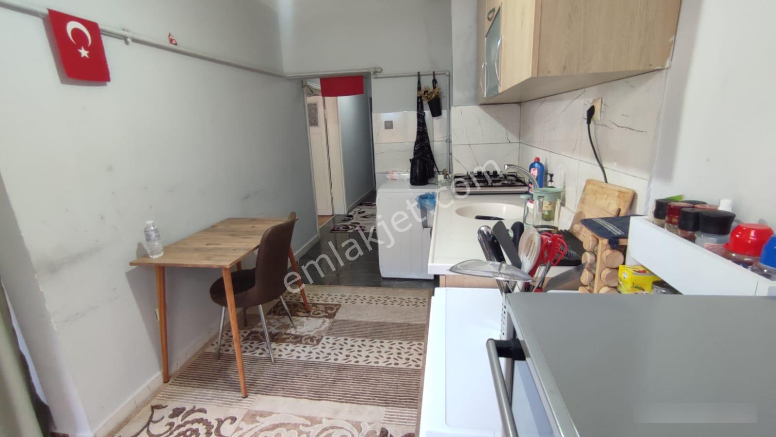 Çankaya İşçi Blokları Mah. Çok Katlılarda Satılık 2+1 Daire - Görsel 12
