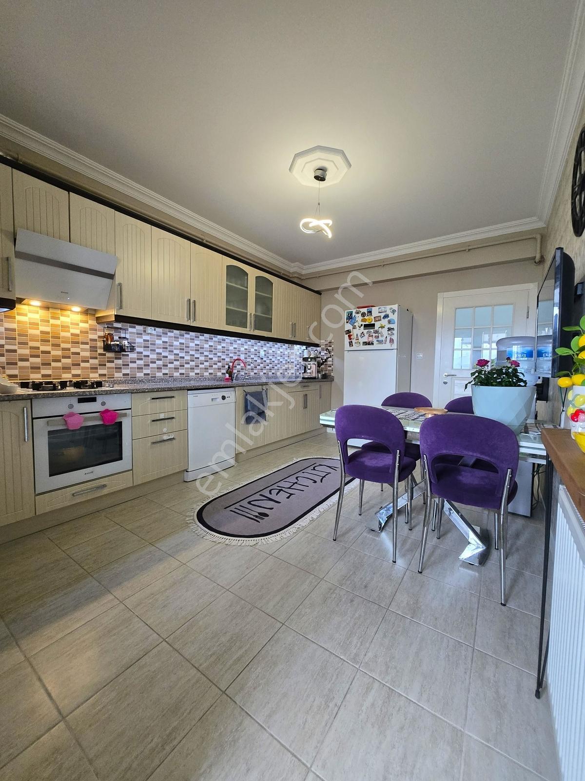 Garanti Emlak'tan, Doğakent'te, 165 M², 3+1, Acil Satılık Daire - Görsel 8