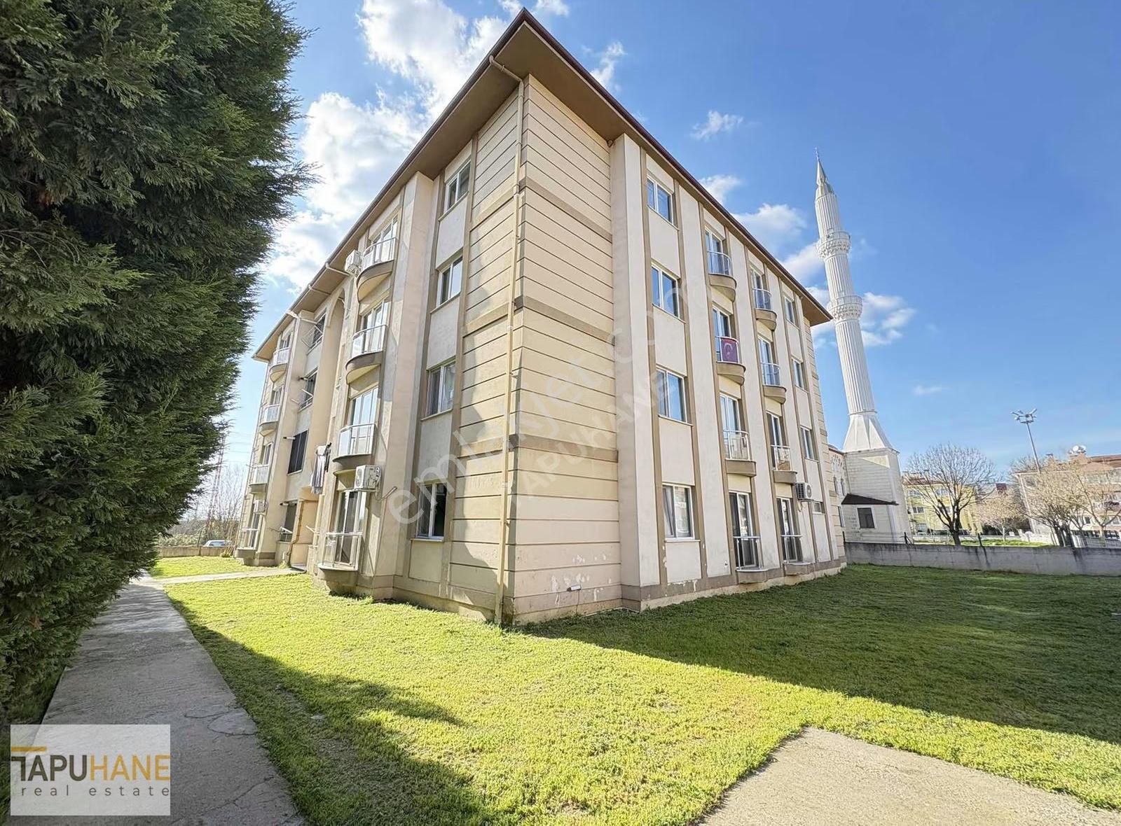Kiralık 3+1 Ara Kat Site İçinde