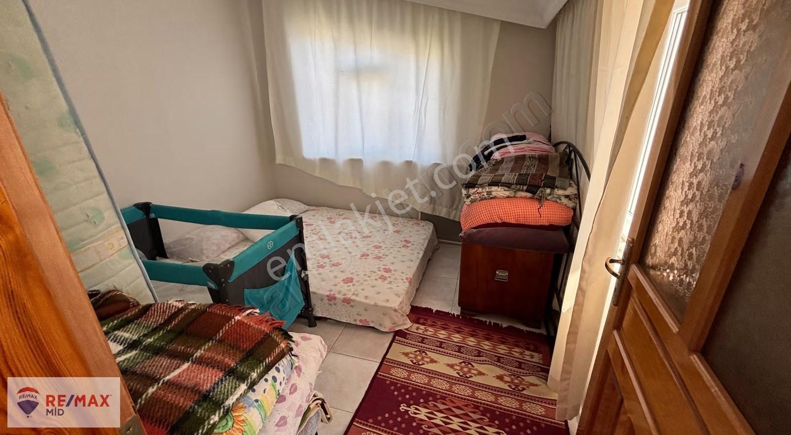 Remax Mid'den Gürede Deniz Manzaralı Site İçi Tripleks Villa - Görsel 14