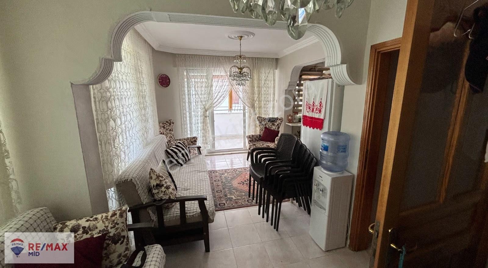 Remax Mid'den Gürede Deniz Manzaralı Site İçi Tripleks Villa - Görsel 6