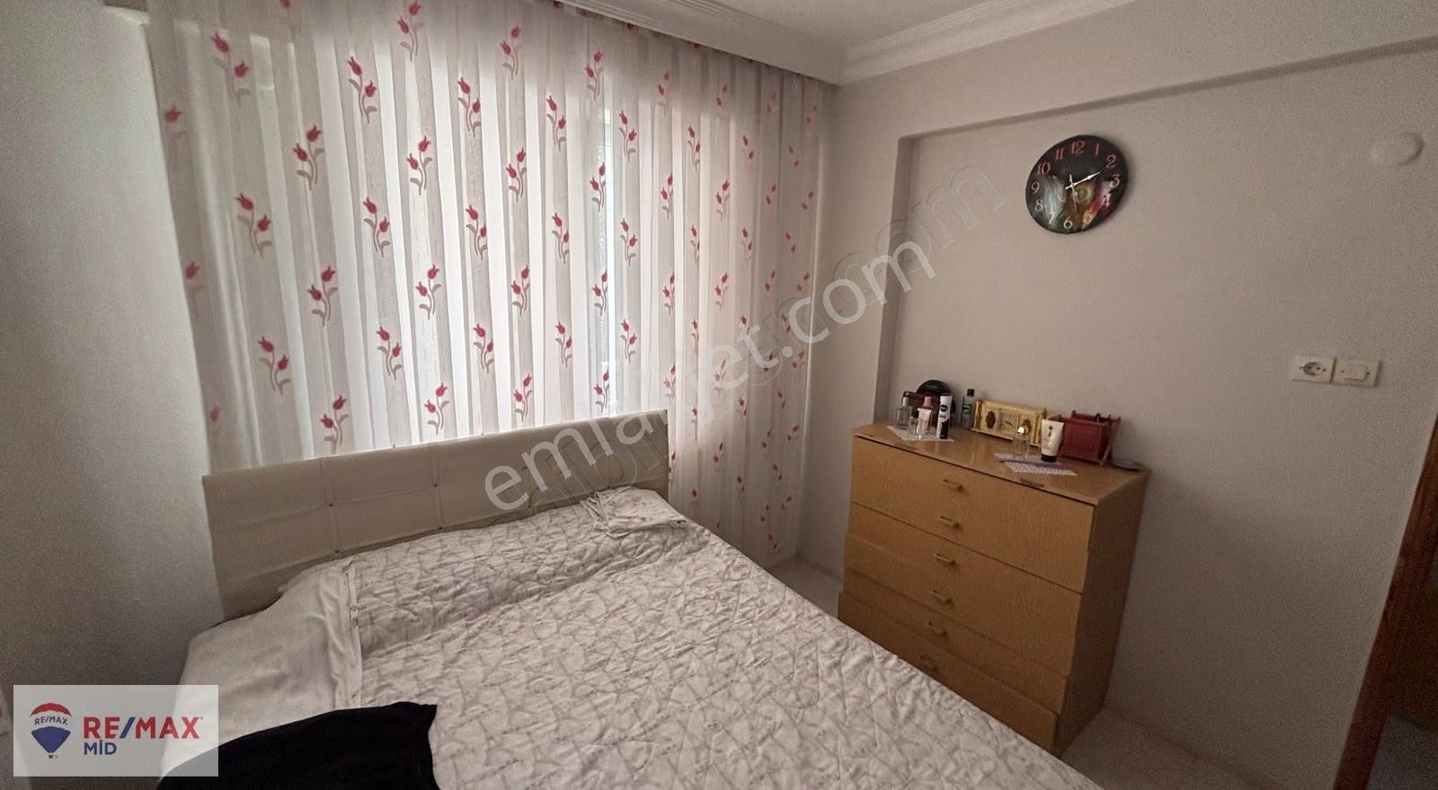 Remax Mid'den Gürede Deniz Manzaralı Site İçi Tripleks Villa - Görsel 16