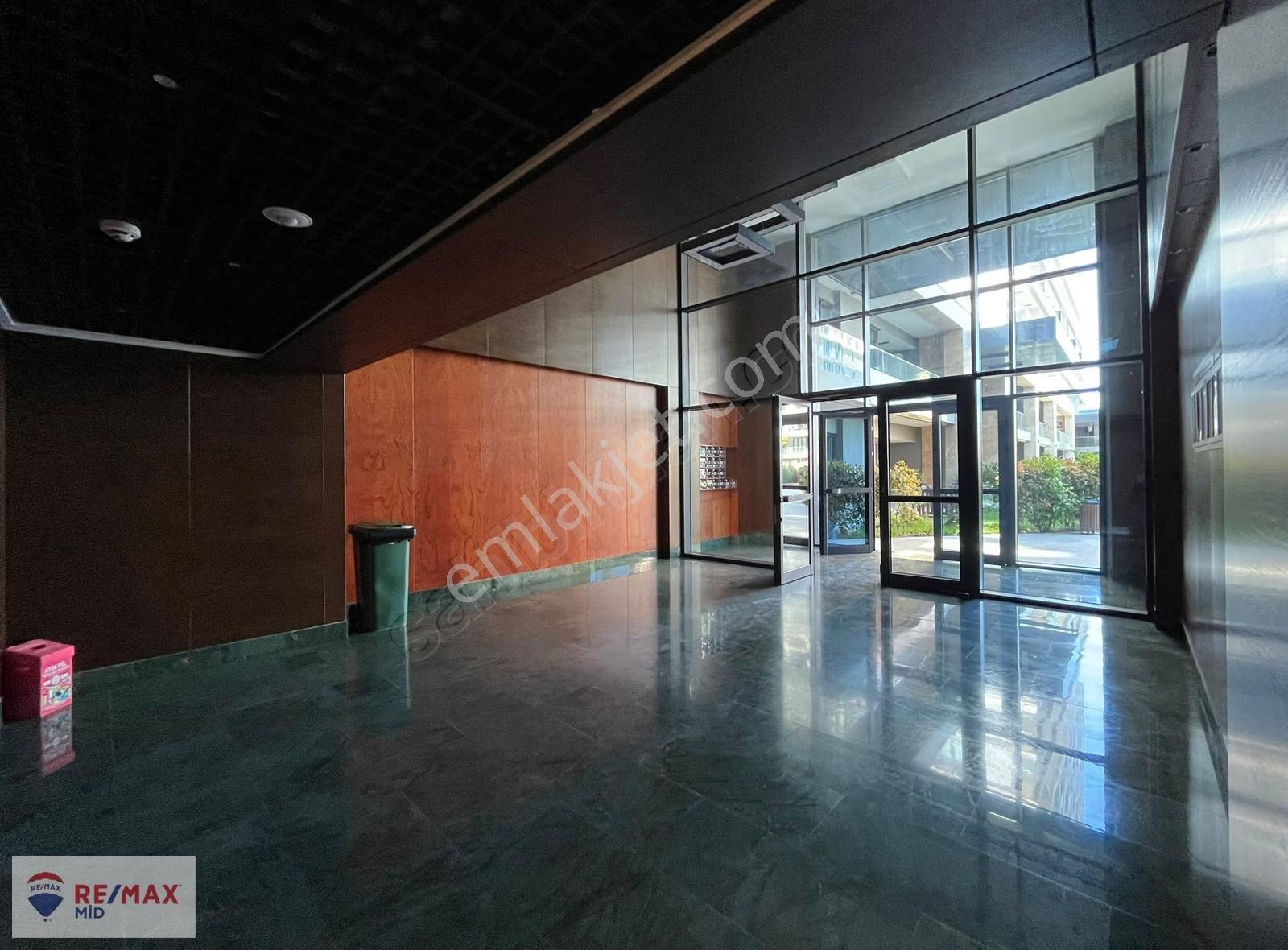 Remax Mıd 'den Cıty Lıfe Sıtesınde 3+1 Kıralık Daıre - Görsel 10