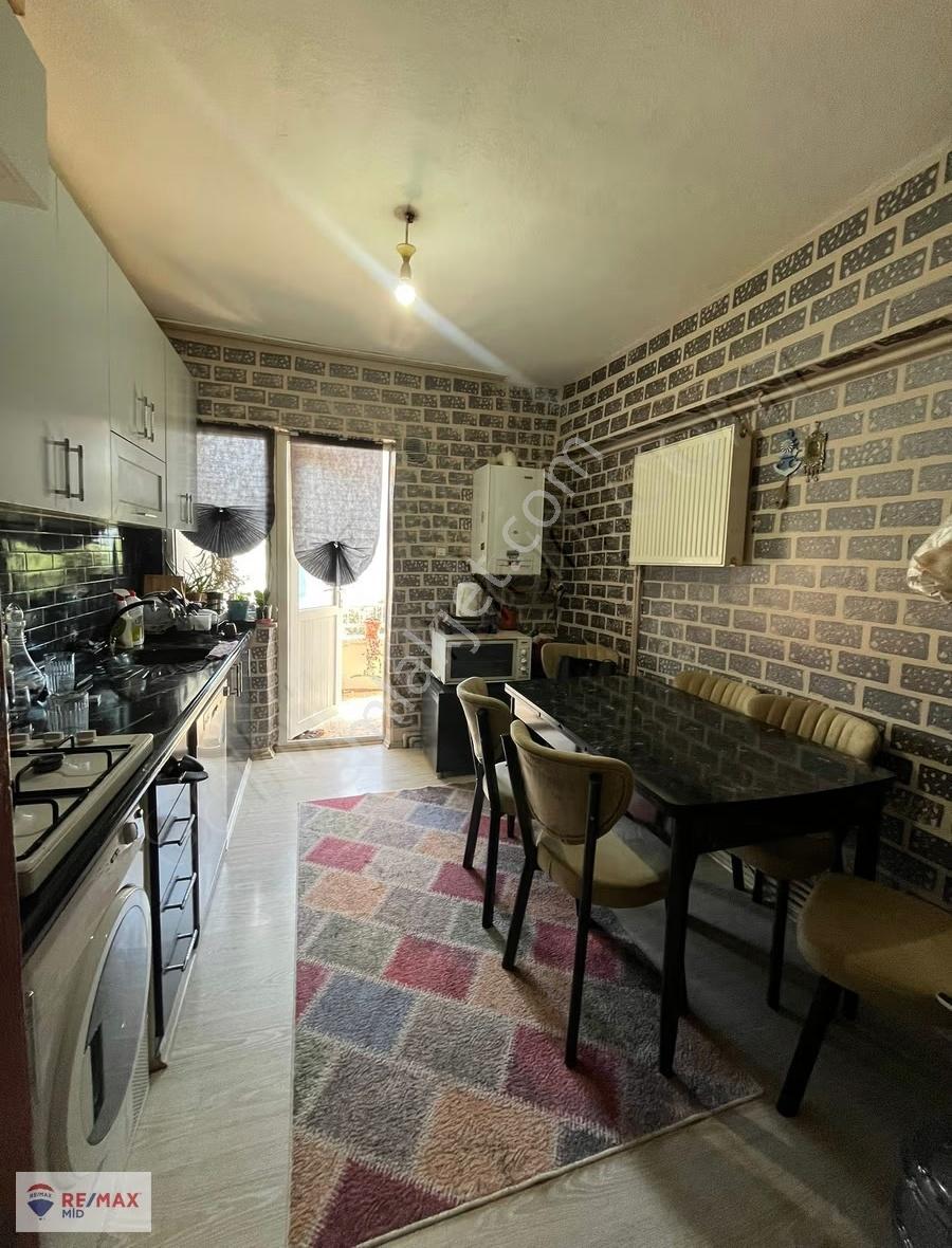 Remax Mıd 'den Adnan Menderes 2+1 Satılık Daıre - Görsel 15