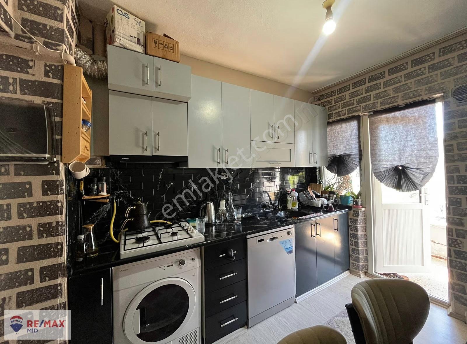 Remax Mıd 'den Adnan Menderes 2+1 Satılık Daıre - Görsel 8