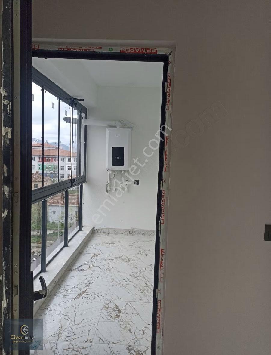 Civan Emlaktan Yakakent Merkezde Satılık Sıfır Daire - Görsel 11