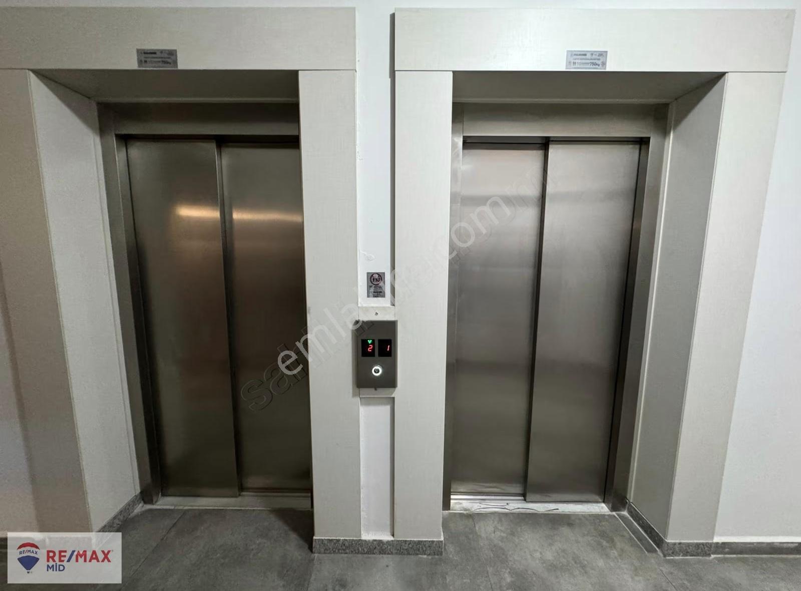 Remax Mid Paşa Cami Karşısı Kiralık Arakat Ofis, İşyeri - Görsel 14