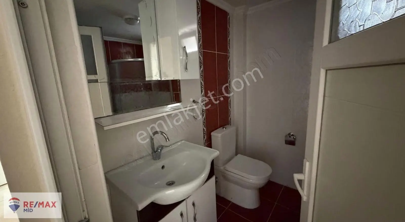 Remax Mid'den Toygar Mahallesinde Geniş Kiralık 3+1 Daire - Görsel 4