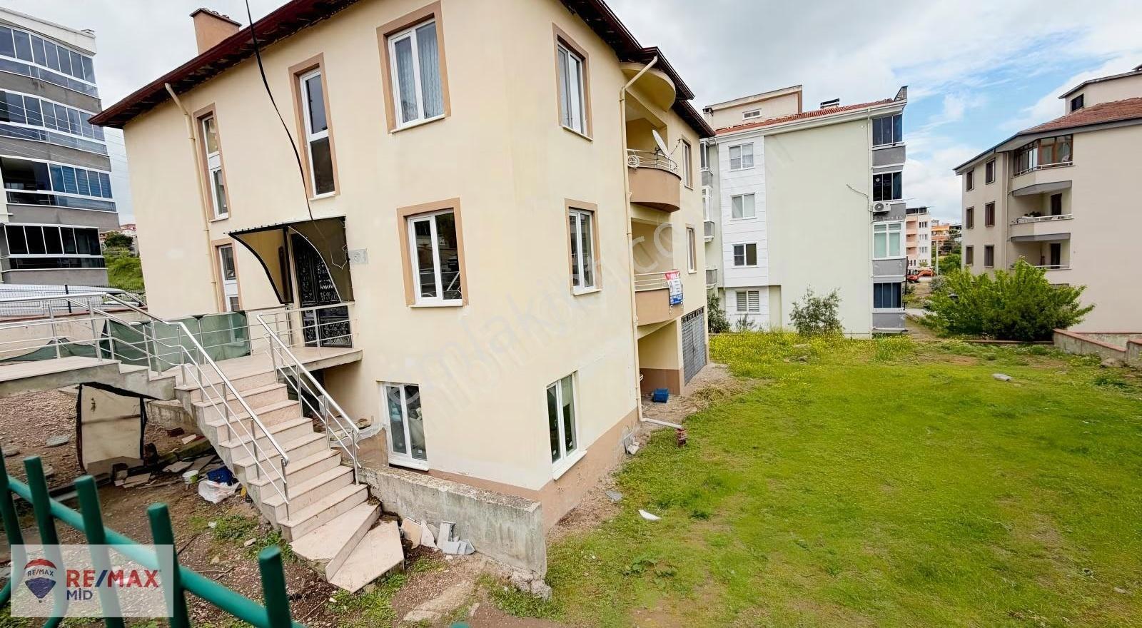 Remax Mid'den Toygar Mahallesinde Geniş Kiralık 3+1 Daire - Görsel 16